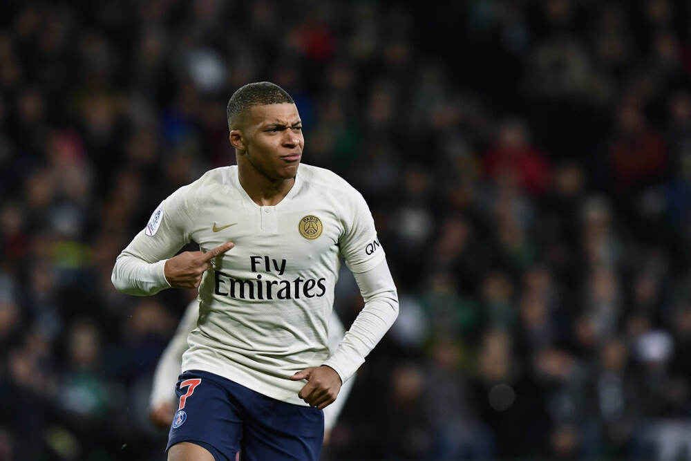 莱夫利谈哈里森被解雇：这我无法控制 我只想赢球带给球队能量